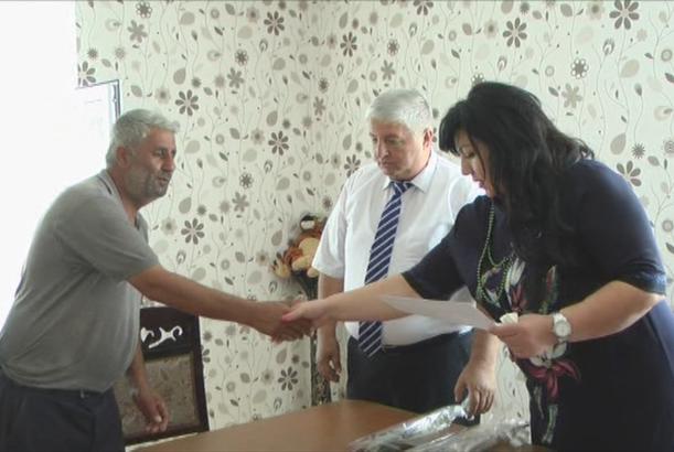 Veteranlara yeni mənzillər verildi
