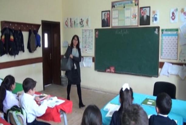 Cəbhəyanı kəndlərdə müəllim çatışmazlığı necə aradan qaldırılır?