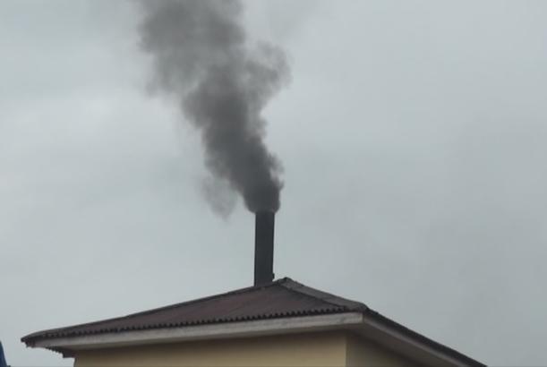 İsmayıllını bürüyən qara tüstü sakinləri narahat edir