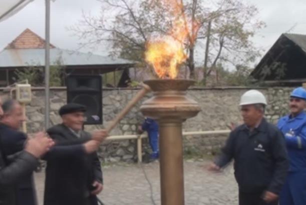 Şəkinin daha bir kəndinə təbii qaz verilib