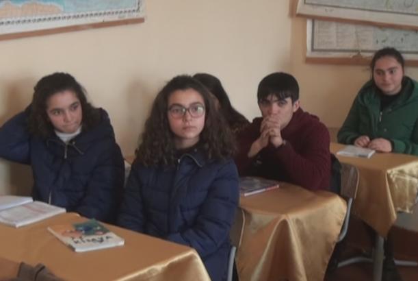 Qərb rayonlarında məktəblər qış mövsümünə necə hazırlaşıb?