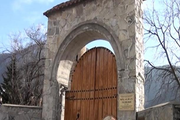 Qədim Kiş kəndinin yolları yenidən qurulur