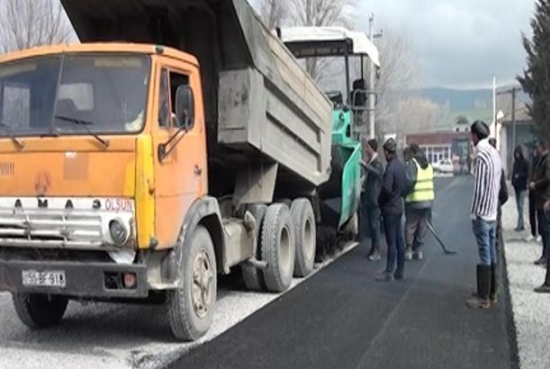 Şəkililərin çoxdan gözlədiyi yol