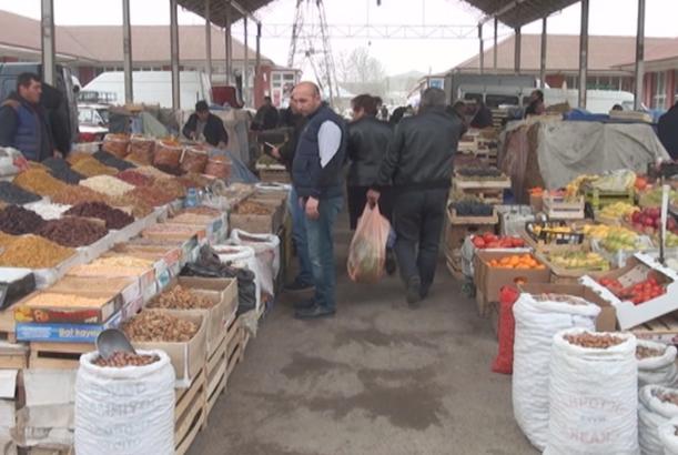 Gəncə bazarlarında ciddi nəzarət var: süni qiymət artımının qarşısı alınır