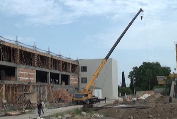 Qazaxda xəstəxana binasının tikintisi davam edir