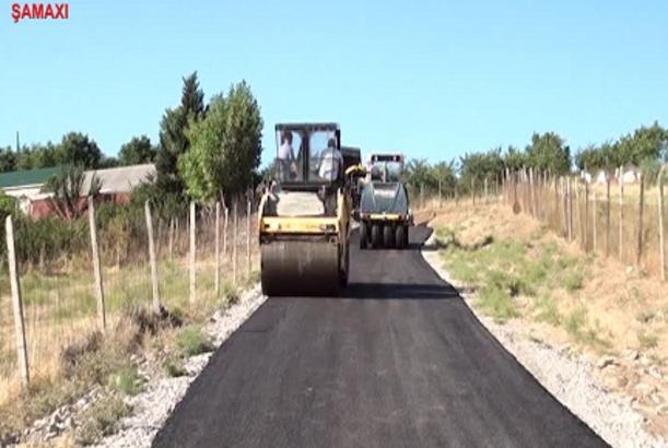 Şamaxının bərbad kənddaxili yolları təmir olunur