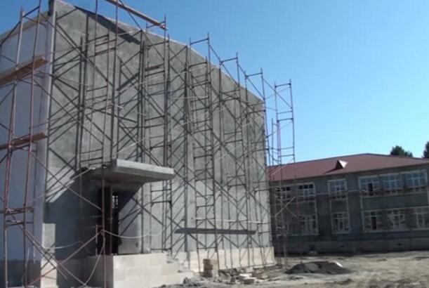 Şəkidə yeni məktəb binaları tikilir