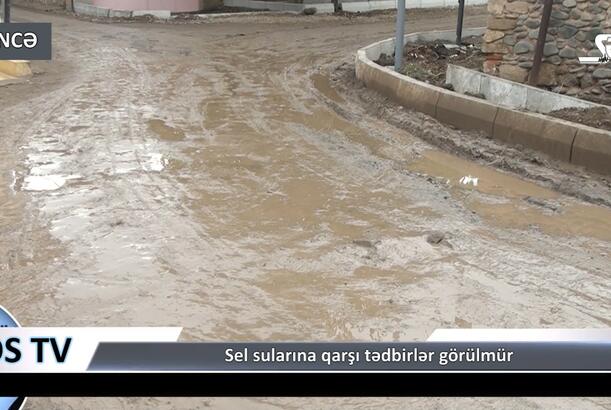 Gəncədə tərsinə çəkilən yol