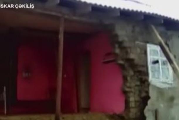 Masallıda qar daha bir evi qəzalı vəziyyətə saldı